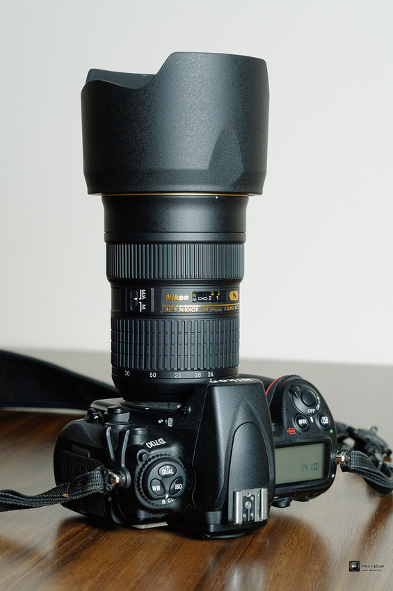 Nikkor 24-70mm f/2.8G ED AF @ Nikon D700